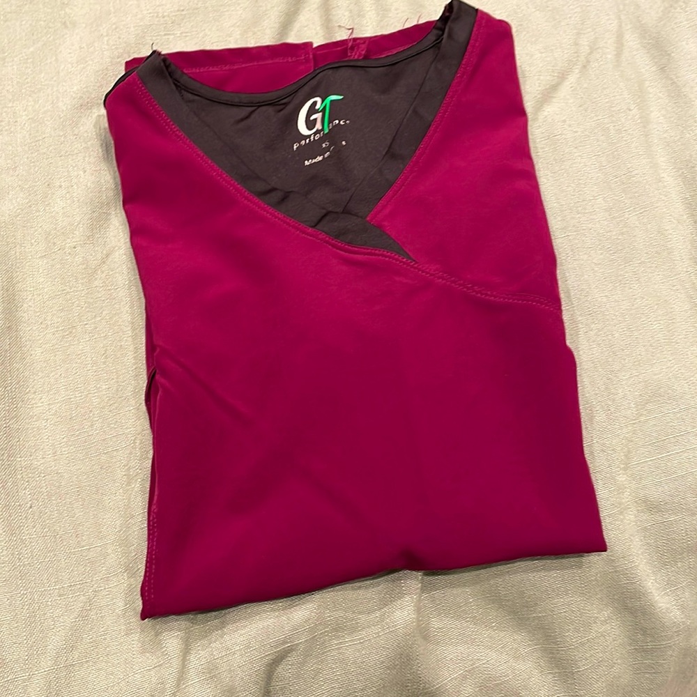 Plum/ wine scrub top with black accents